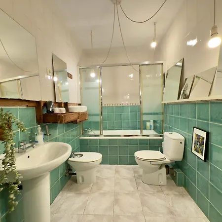 Arte Y Diseno Junto Al Casco Viejo De Apartmán