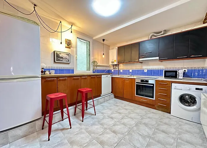 Апартаменты Arte Y Diseno Junto Al Casco Viejo De